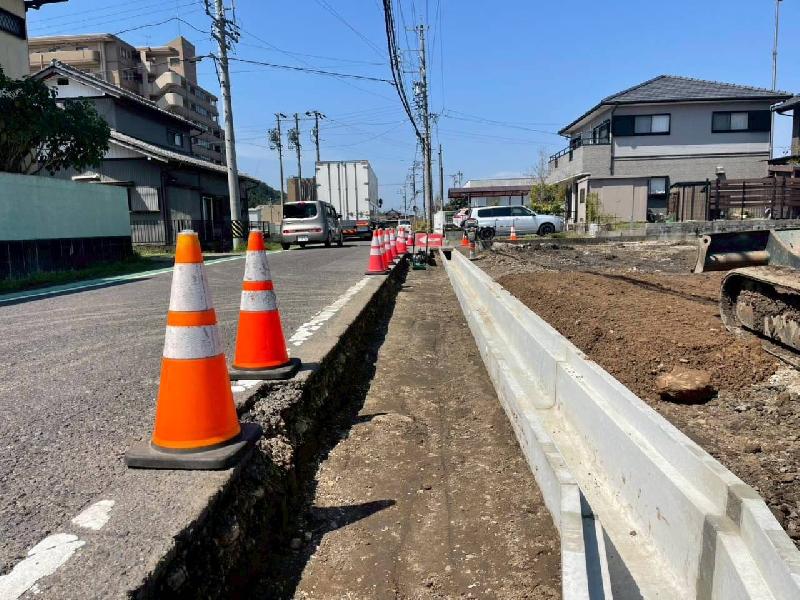 【関市倉知】道路側溝入替工事